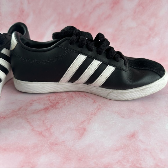 ADIDAS Women's Courtset B74560 White Black Lace-Up Sneaker Shoes Size 5 - Picture 10 of 15